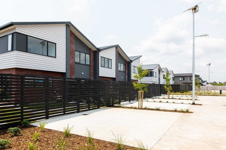 Photo of property in 252 Porchester Road, Takanini, 2112