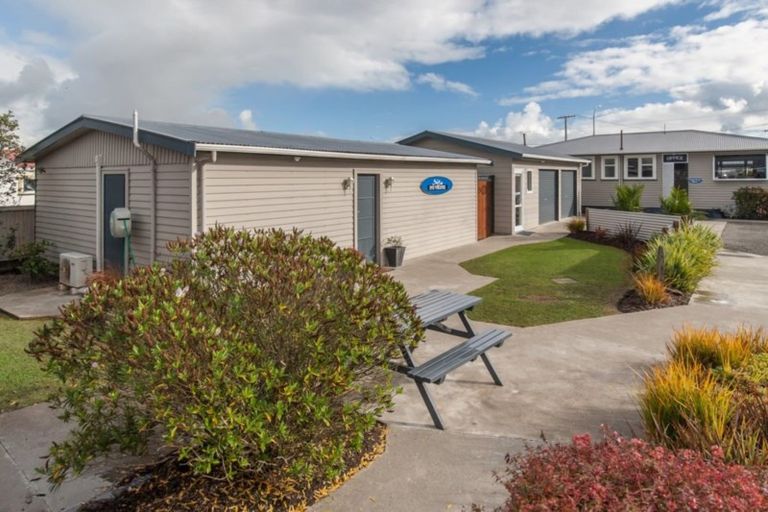 Photo of property in Blue Bell Motel, 48 Russell Street, Foxton, 4814
