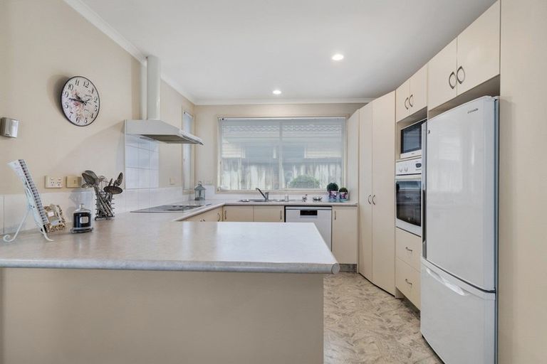 Photo of property in 5 Grevillea Place, Melville, Hamilton, 3206