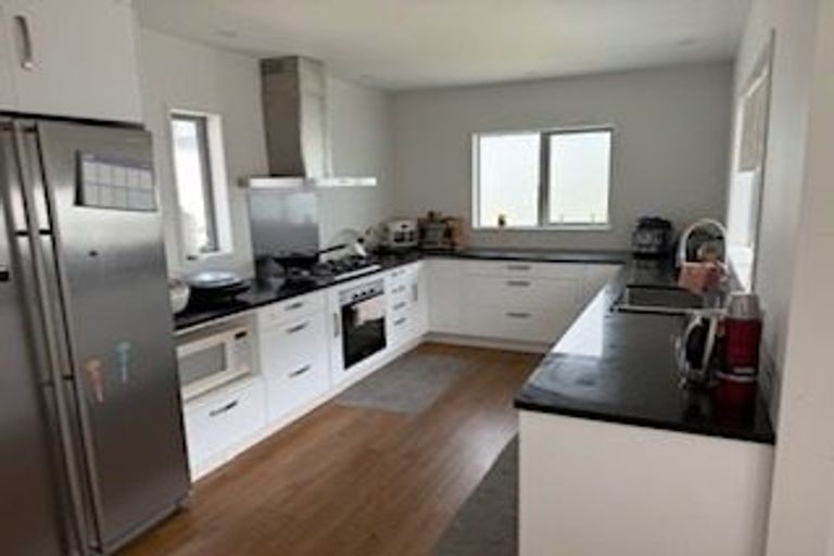 Photo of property in 32b Halswater Drive, Churton Park, Wellington, 6037