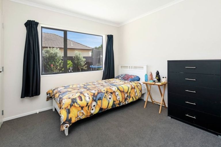 Photo of property in 9 Franshell Crescent, East Tamaki, Auckland, 2013