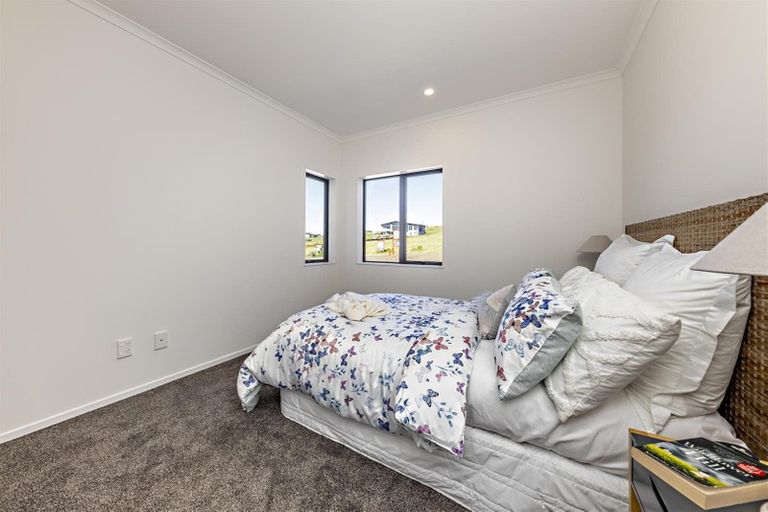 Photo of property in 7 Catherine Mclean Road, Pukekohe, 2120
