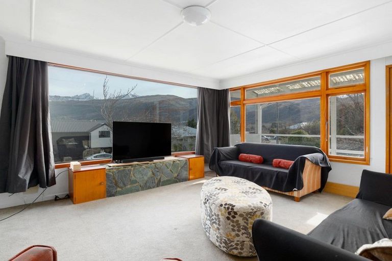 Photo of property in 10 Wilmot Avenue, Frankton, Queenstown, 9300