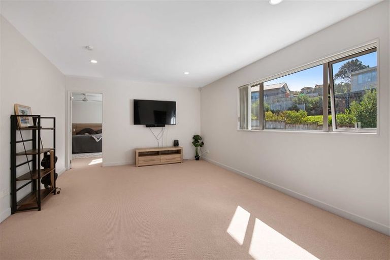 Photo of property in 1 Astrolabe Place, Gulf Harbour, Whangaparaoa, 0930