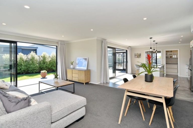 Photo of property in 20 Ballinger Place, Kaiapoi, 7630