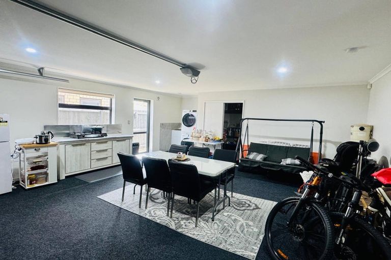 Photo of property in 52c Kimpton Road, Papatoetoe, Auckland, 2025