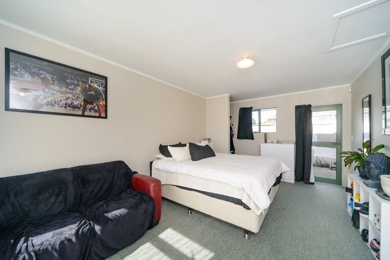 Photo of property in 44 South Street, West End, Palmerston North, 4410