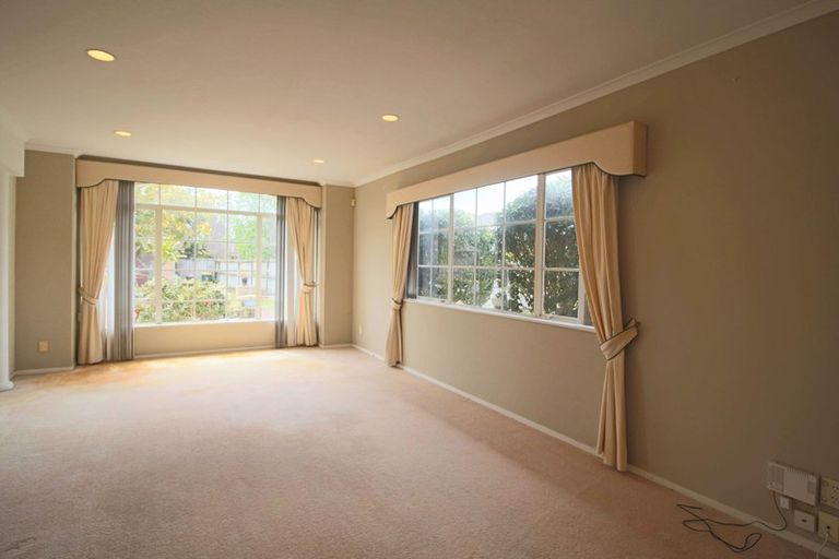 Photo of property in 65 Bob Charles Drive, Golflands, Auckland, 2013