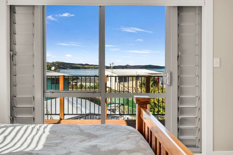 Photo of property in 18 Mariner Cove Road, Tinopai, Matakohe, 0593