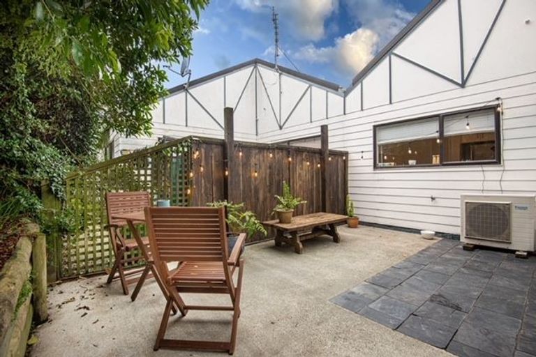 Photo of property in 4/53 Dominion Park Street, Johnsonville, Wellington, 6037