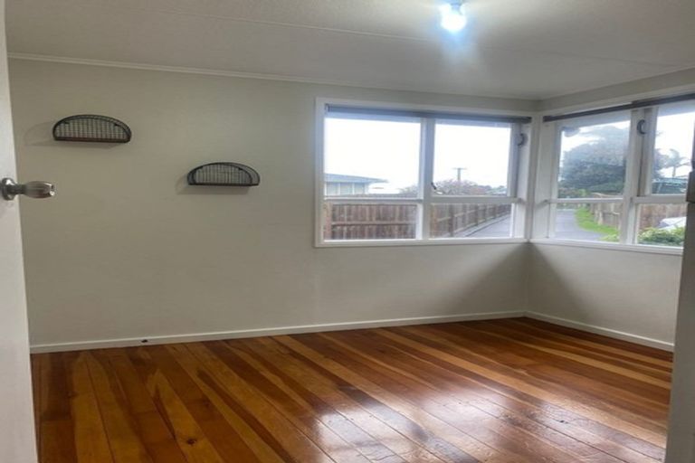 Photo of property in 11b Bass Road, Mount Wellington, Auckland, 1060