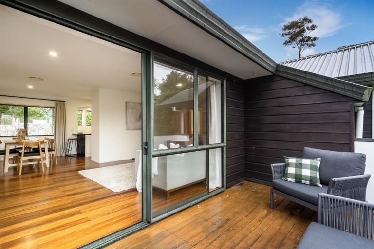 Photo of property in 3 Berne Place, Birkenhead, Auckland, 0626