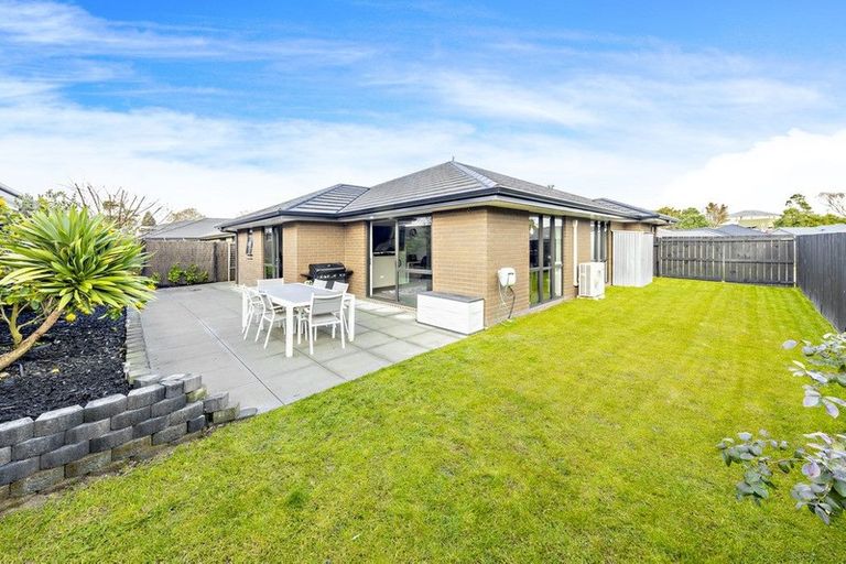 Photo of property in 10 Patu Way, Patumahoe, Pukekohe, 2679