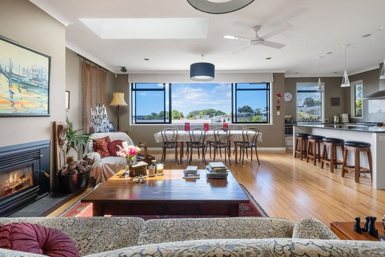 Photo of property in 31 Andrew Place, Otumoetai, Tauranga, 3110