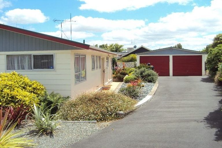 Photo of property in 74 Amanda Avenue, Dinsdale, Hamilton, 3204