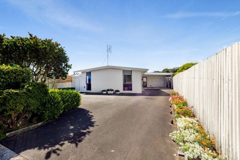 Photo of property in 71 Cumberland Street, Welbourn, New Plymouth, 4312