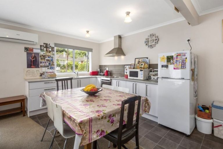 Photo of property in 10 Thompson Terrace, Toi Toi, Nelson, 7010