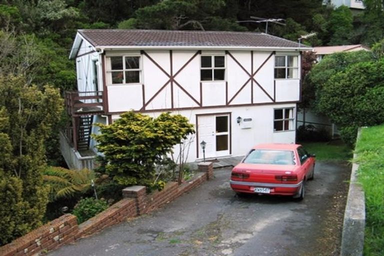 Photo of property in 17 Awarua Street, Ngaio, Wellington, 6035