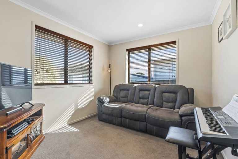 Photo of property in 6a Cliff Road, Papakura, 2110