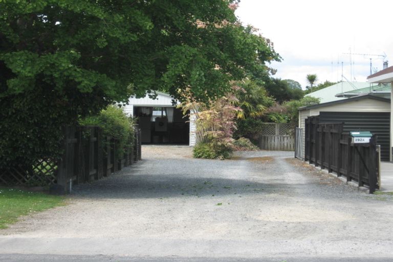 Photo of property in 294 Shakespeare Street, Leamington, Cambridge, 3432