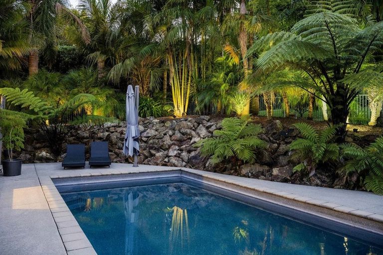 Photo of property in 21 Vernon Road, Minden, Tauranga, 3171