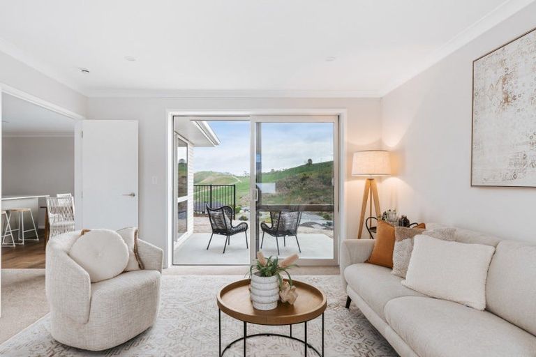 Photo of property in 27 Moira Close, Welcome Bay, Tauranga, 3175