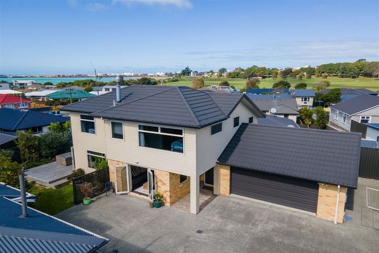 Photo of property in 3a Belfield Street, Waimataitai, Timaru, 7910