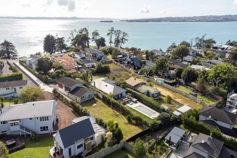 Photo of property in 2/75 Marine Parade, Mellons Bay, Auckland, 2014