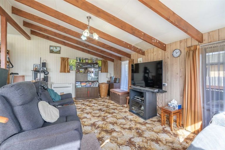 Photo of property in 8 Milford Street, Heidelberg, Invercargill, 9812