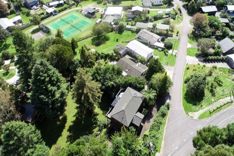 Photo of property in 4 Steep Street, Lake Okareka, Rotorua, 3076