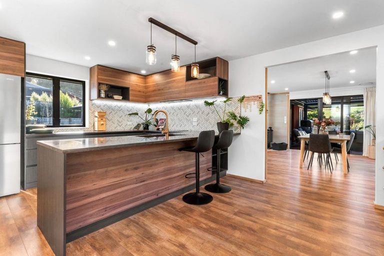 Photo of property in 14 Minsons Lane, Kennedys Bush, Christchurch, 8025