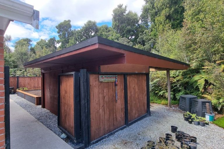 Photo of property in 8 Hurren Place West, Kumara Junction, Hokitika, 7882