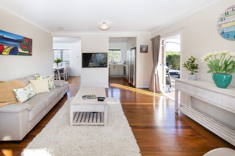 Photo of property in 1/6 Cherry Road, Bucklands Beach, Auckland, 2014