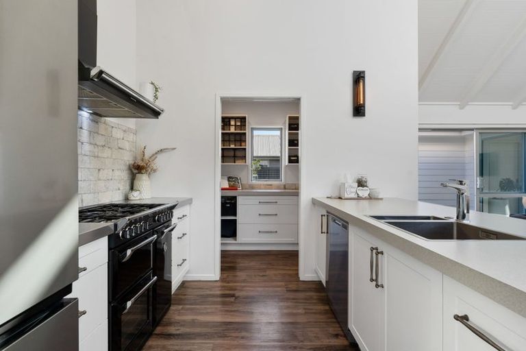 Photo of property in 76 Huka Heights Drive, Rangatira Park, Taupo, 3330