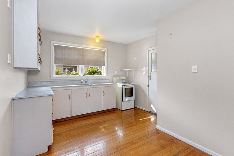 Photo of property in 1/42 North Avon Road, Richmond, Christchurch, 8013