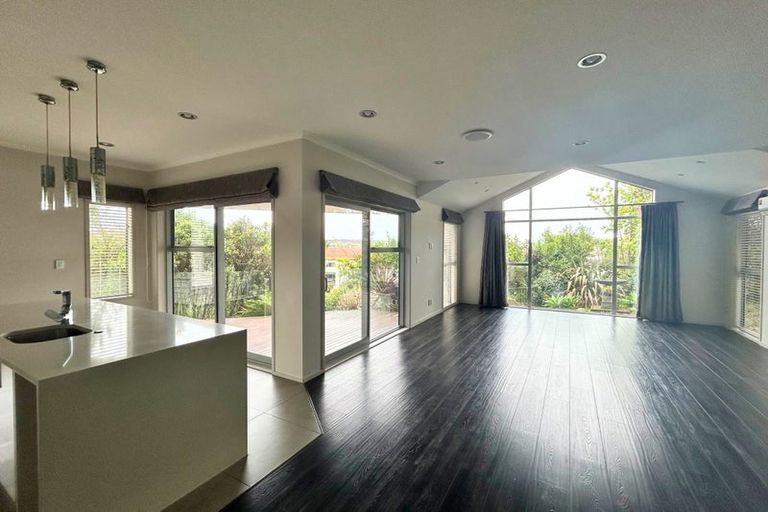 Photo of property in 7 Bella Vista Drive, Gulf Harbour, Whangaparaoa, 0930