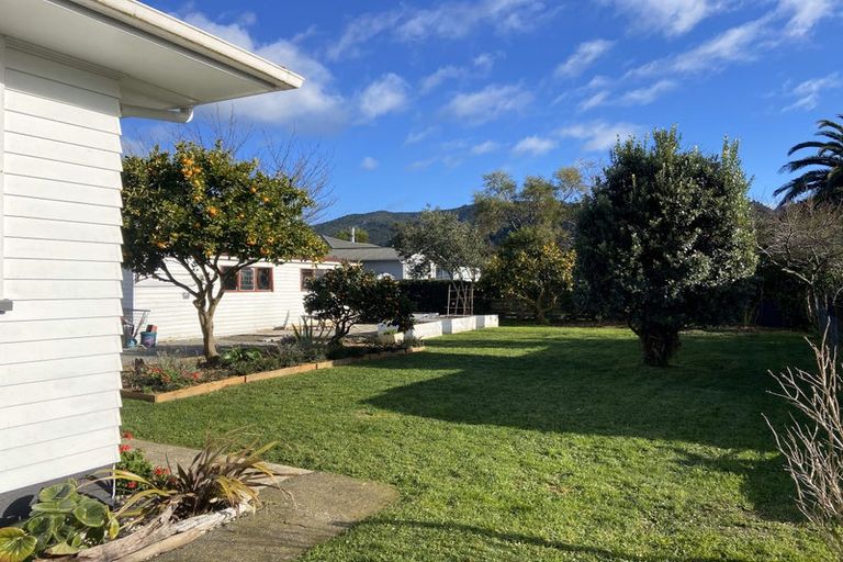 Photo of property in 54 Daniell Street, Featherston, 5710