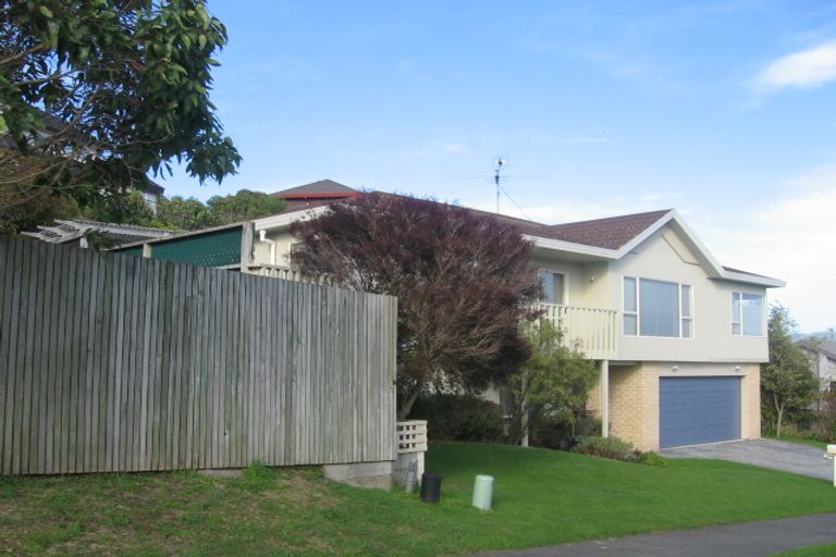 Photo of property in 46 Halladale Road, Papakowhai, Porirua, 5024