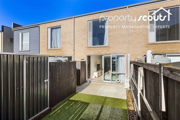 Photo of property in 6 Shelduck Way, Hobsonville, Auckland, 0616