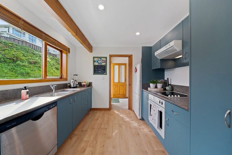 Photo of property in 1 Frobisher Street, Island Bay, Wellington, 6023