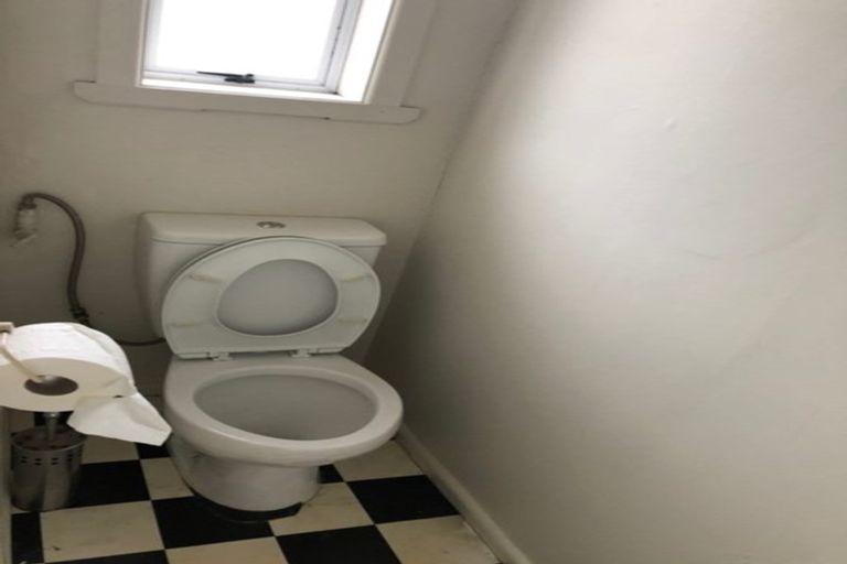 Photo of property in 232 Avonhead Road, Avonhead, Christchurch, 8042