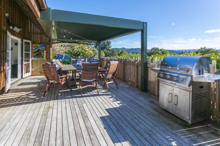 Photo of property in 223 Tukere Drive, Whangamata, 3620
