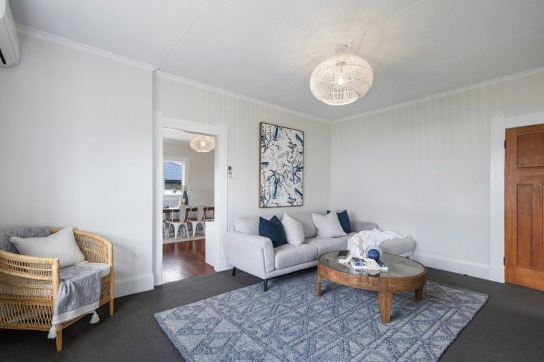 Photo of property in 21 Victoria Street, Levin, 5510