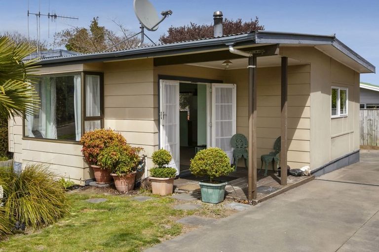 Photo of property in 1/17 Kotare Street, Hilltop, Taupo, 3330
