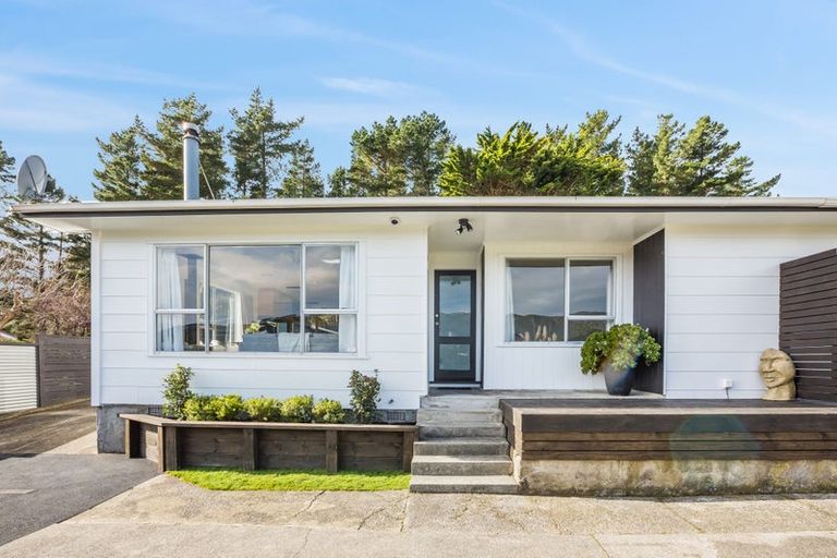 Photo of property in 18b Apple Terrace, Ranui, Porirua, 5024