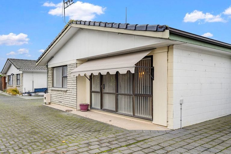 Photo of property in 16b Grey Street, Glenholme, Rotorua, 3010