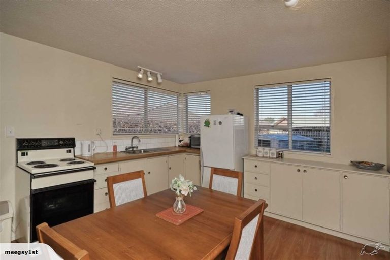 Photo of property in 1/6a Chipping Lane, Redwood, Christchurch, 8051