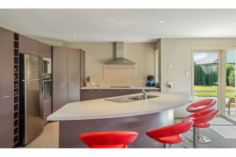 Photo of property in 5 Cassinia Gardens, Aidanfield, Christchurch, 8025