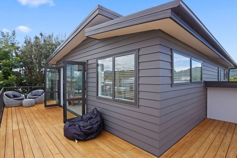 Photo of property in 106a Beverley Terrace, Whangamata, 3620