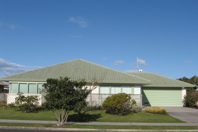 Photo of property in 160 Pacific View Road, Papamoa Beach, Papamoa, 3118